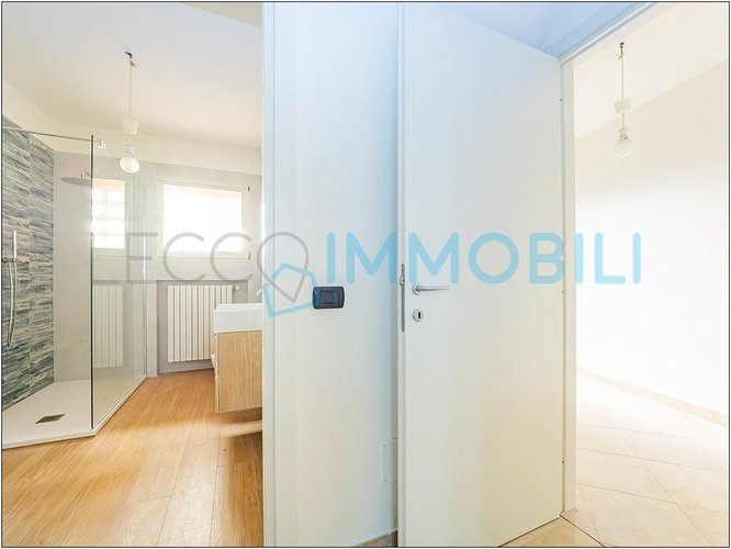 "LA CASA CHE UNISCE DESIGN E INNOVAZIONE" Lecco