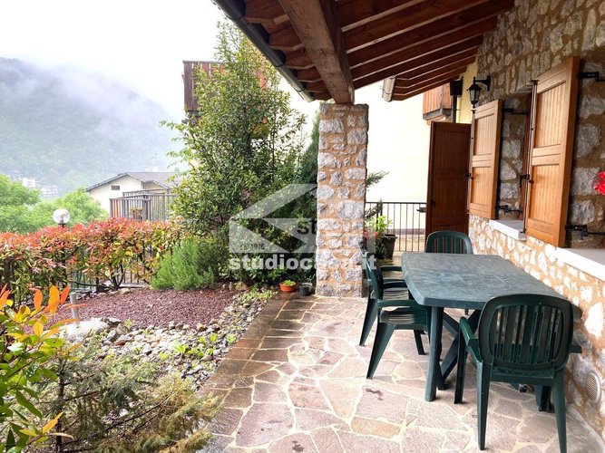 A POCHI METRI DAL CENTRO!! Serina