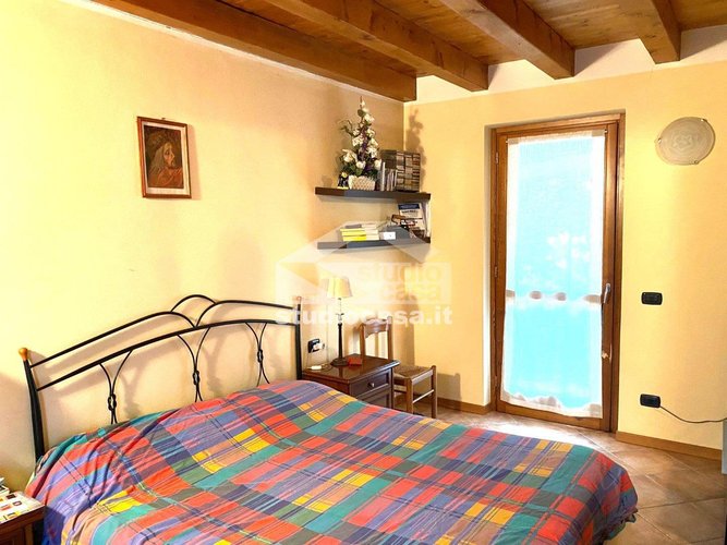 A POCHI METRI DAL CENTRO!! Serina