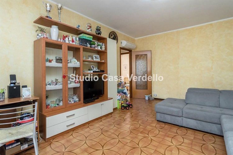 TRILOCALE CON BOX, CANTINA E ARREDI COMPRESI – OTTIMA OPPORTUNITÀ Verdellino