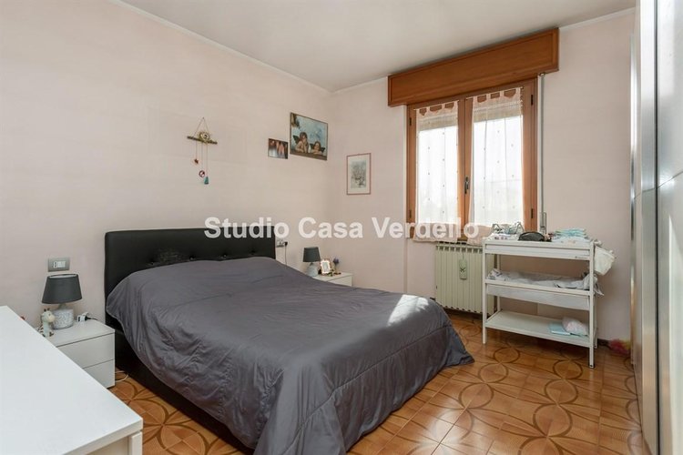 TRILOCALE CON BOX, CANTINA E ARREDI COMPRESI – OTTIMA OPPORTUNITÀ Verdellino