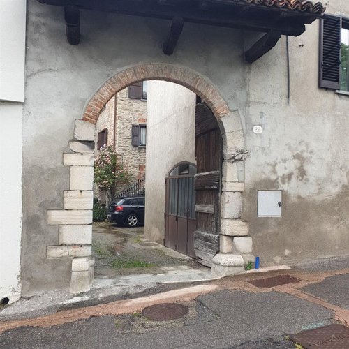 Casa Semindipendente 7 locali - Rif. 318 Como