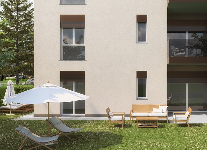 Trilocale Piano Terra in Villa Guardia