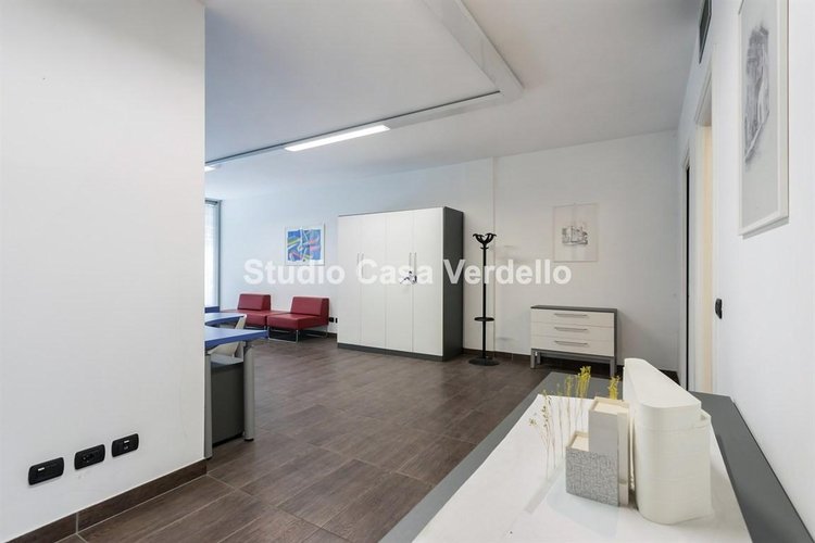 A Verdello – Ufficio di Prestigio Pronto all'Uso Verdello