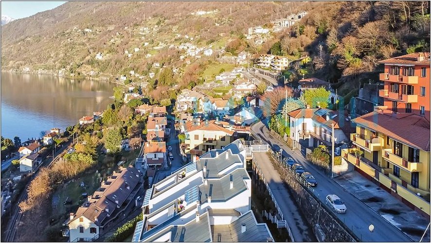 LA CASA DA CARTOLINA Bellano