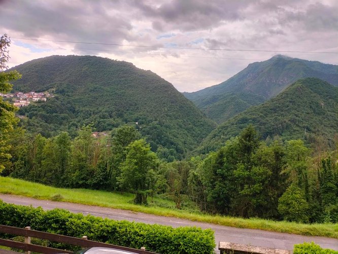 Serina Bagnella, imperdibile bilocale con vivibile terrazza angolare e grande box auto Serina