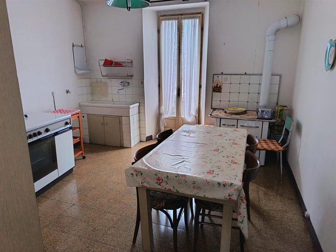 Oltre il Colle, panoramico quadrilocale balconato Oltre il Colle