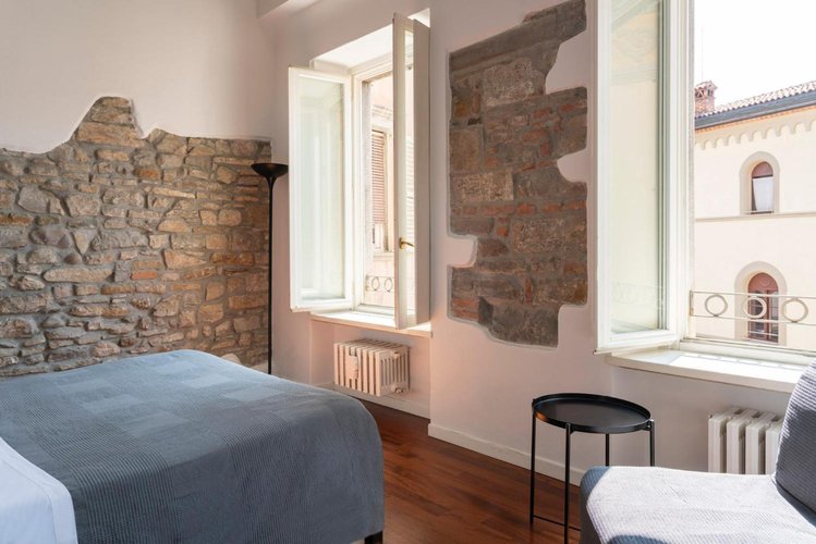 AFFITTASI GRANDE BILOCALE IN CITTA' ALTA Bergamo