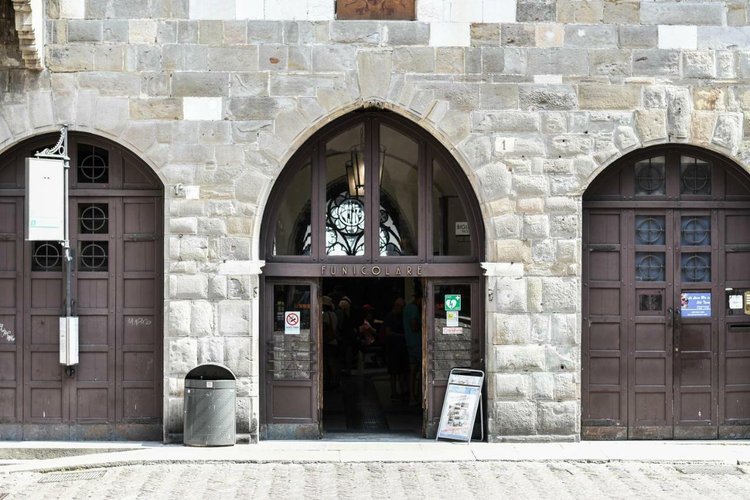 AFFITTASI GRANDE BILOCALE IN CITTA' ALTA Bergamo