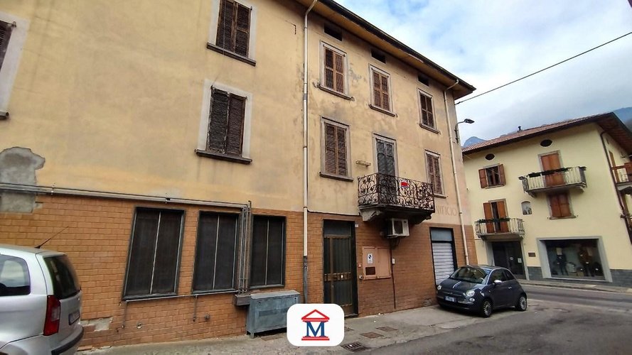 Stabile - Palazzo Val Brembilla