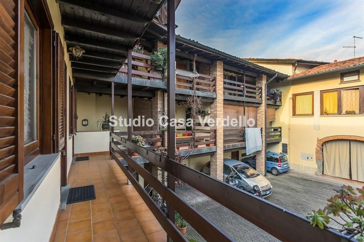 BONATE SOPRA – Casa di corte, zero spese condominiali Bonate Sopra
