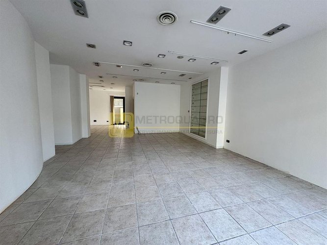 Negozio 2 locali - Rif. NegozioVisconti Lecco