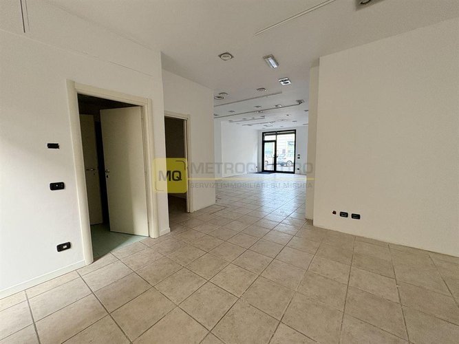 Negozio 2 locali - Rif. NegozioVisconti Lecco