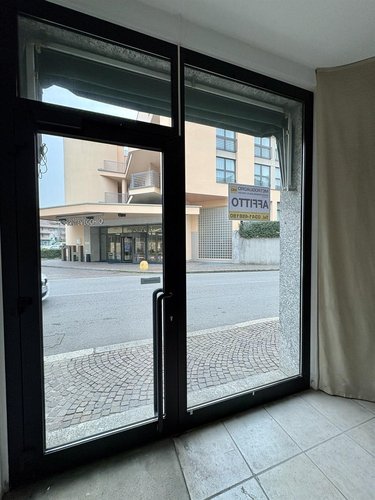 Negozio 2 locali - Rif. NegozioVisconti Lecco