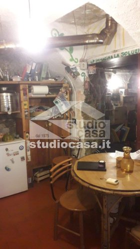 IMMERSA NEL VERDE! OSAI DI PACE E TRANQUILLITA' Dossena