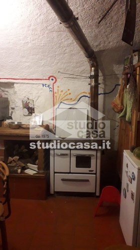 IMMERSA NEL VERDE! OSAI DI PACE E TRANQUILLITA' Dossena