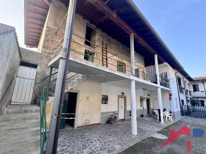 Porzione di casa da ristrutturare Villa d'Adda