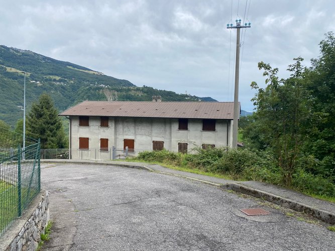 IMMERSA NEL VERDE! Brumano