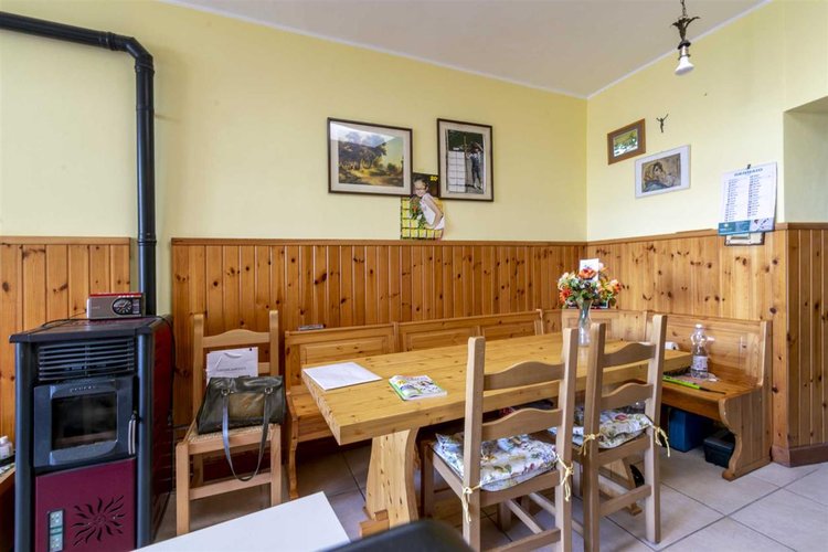 Costa valleimagna luminoso monolocale Costa Valle Imagna