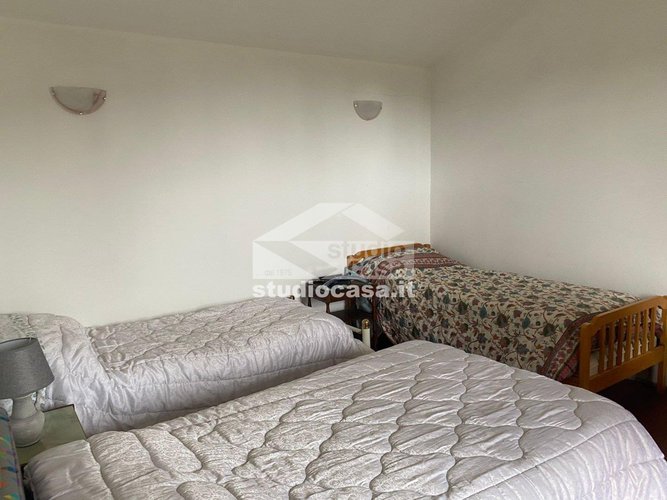 IMMERSA NEL VERDE! Brumano