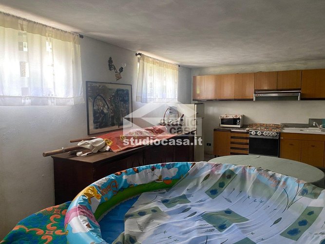 IMMERSA NEL VERDE! Brumano