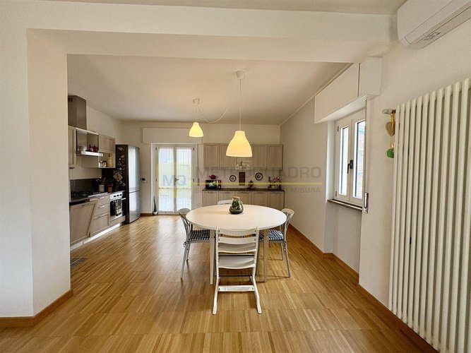 Appartamento 3 locali - Rif. SantoStefano220 Lecco