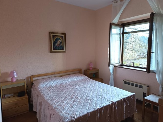 Cornalba Passoni, luminoso trilocale con giardino Cornalba