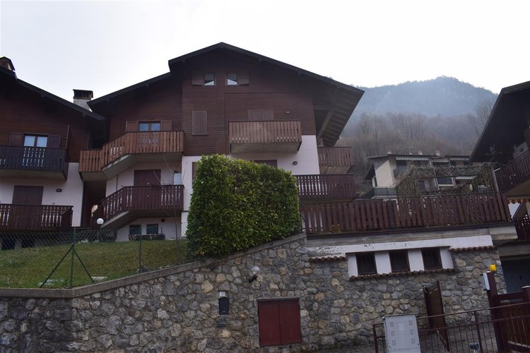 Serina introvabile chalet Serina