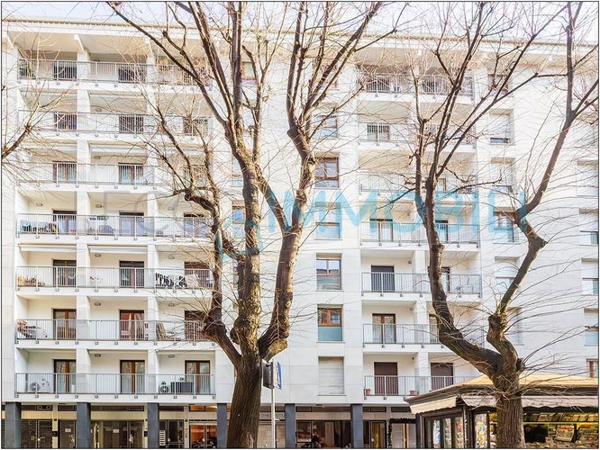 LA CASA CHE PRENDE IL SOLE Lecco