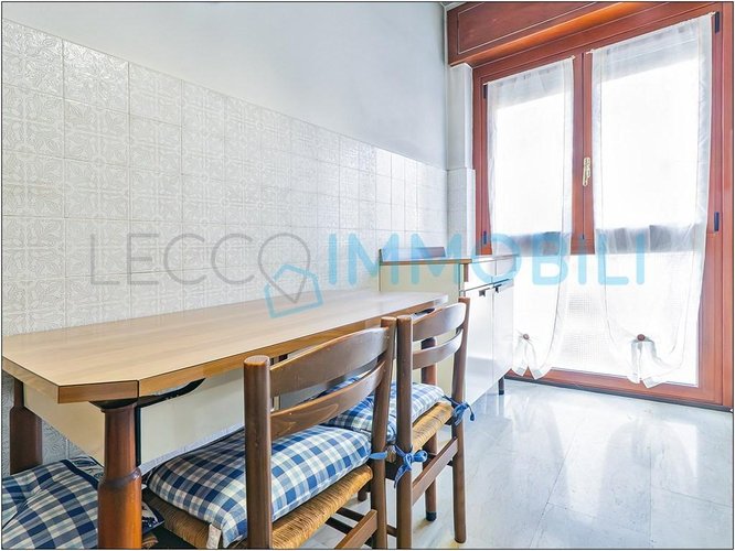 LA CASA CHE PRENDE IL SOLE Lecco