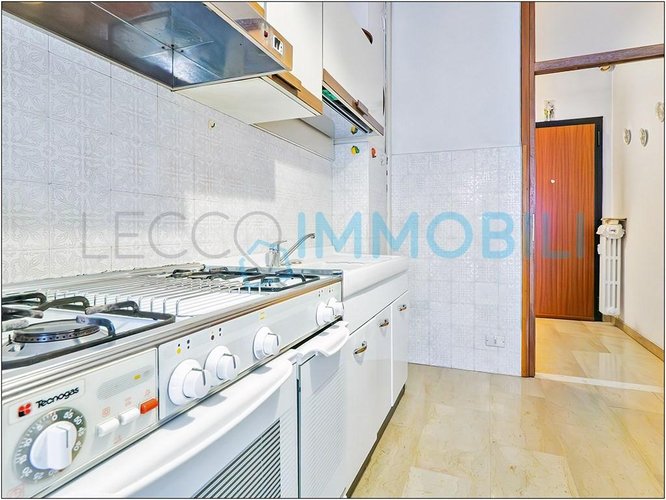 LA CASA CHE PRENDE IL SOLE Lecco