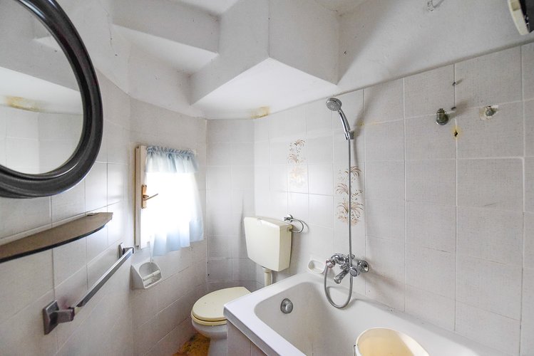 Laglio (34/25) Laglio