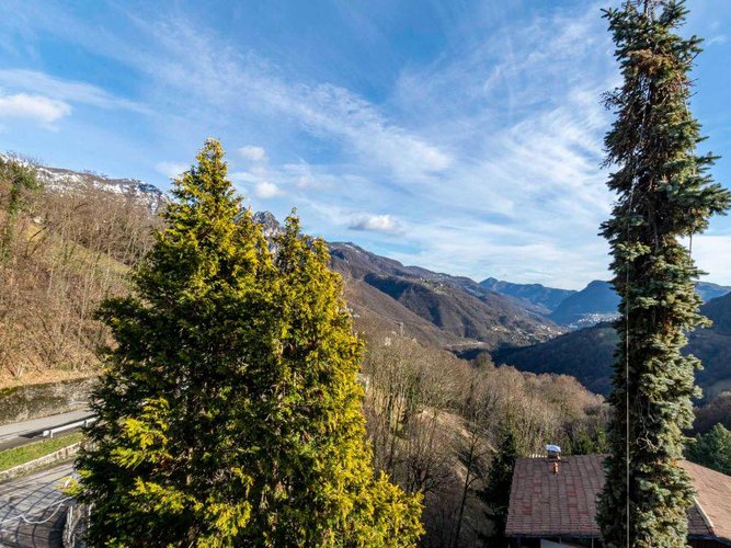 Val Brembilla Gerosa, ottima villa singola con giardino e box auto Val Brembilla