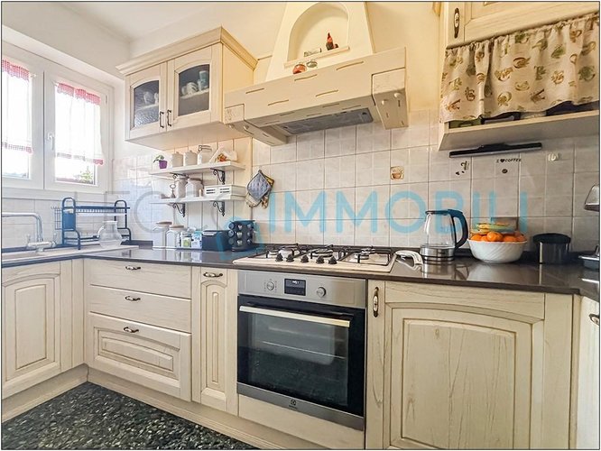 "LA CASA CHE UNISCE LE COPPIE " Valmadrera