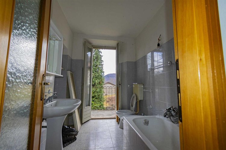 Serina Lepreno, imperdibile casetta con giardino Serina