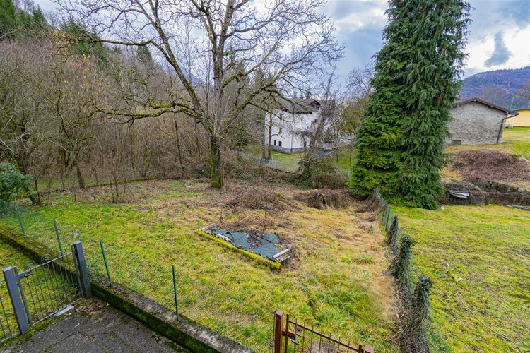 Serina Lepreno, imperdibile casetta con giardino Serina