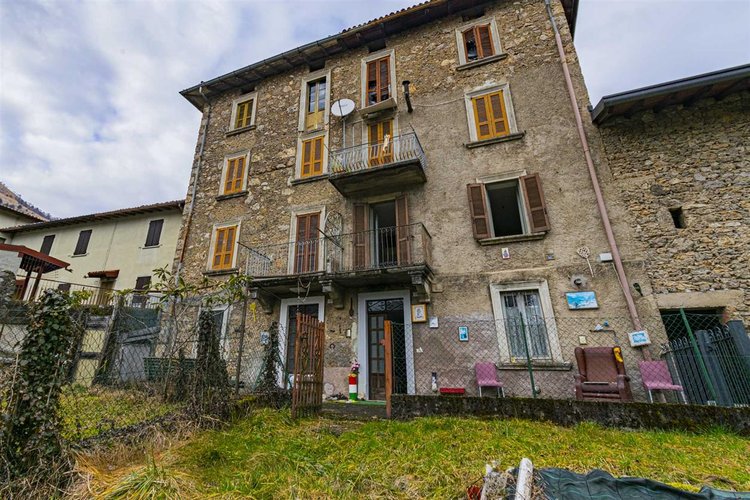 Serina Lepreno, imperdibile casetta con giardino