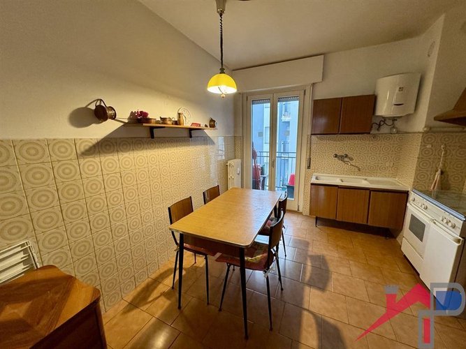 Ampio trilocale in centro Cisano Bergamasco Cisano Bergamasco