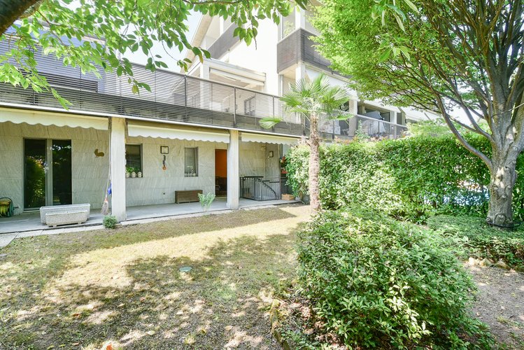 (24.25) Trilocale - Erba, Via Riazzolo Erba