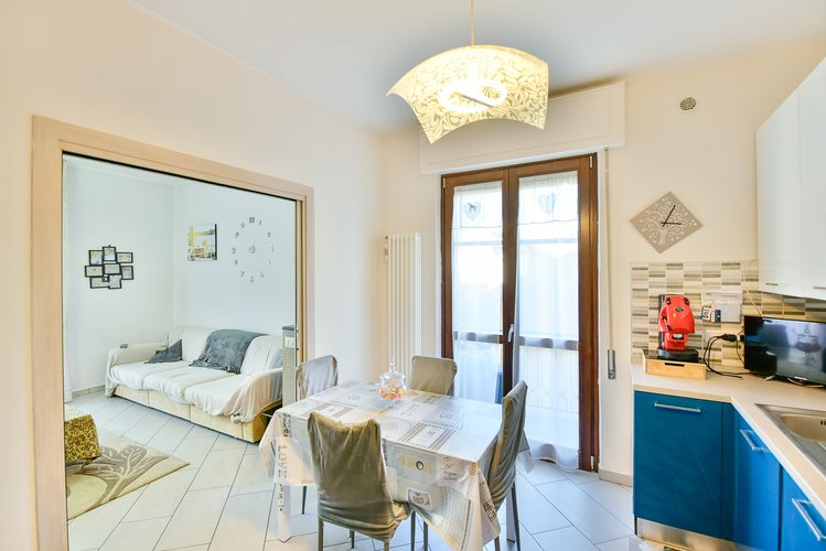 (34.25) Trilocale - Erba, Via San Maurizio Erba