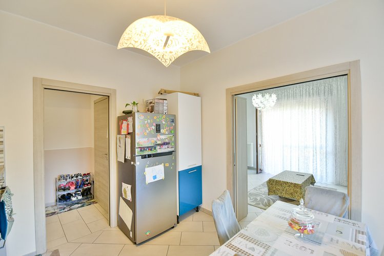 (34.25) Trilocale - Erba, Via San Maurizio Erba