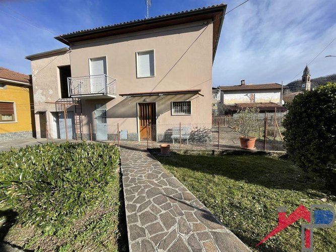 Villetta con giardino privato Cisano Bergamasco