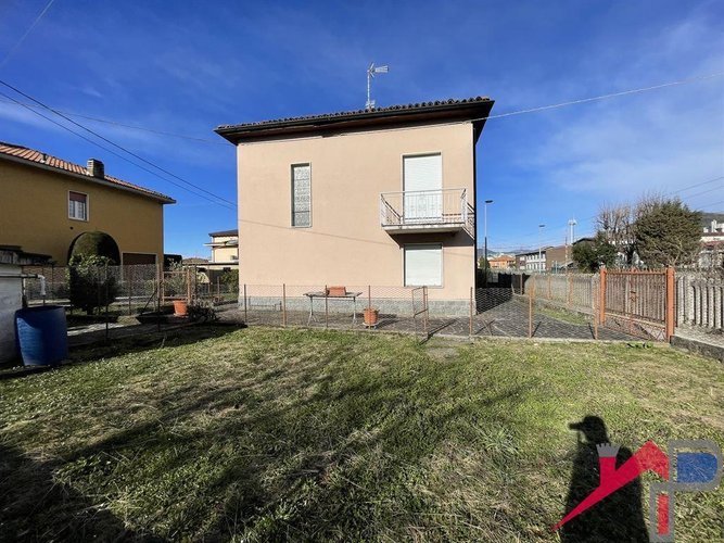 Villetta con giardino privato Cisano Bergamasco