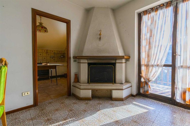 Algua Sambusita, grazioso trilocale arredato con terrazzo e box Algua