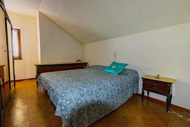 Algua Sambusita, grazioso trilocale arredato con terrazzo e box Algua