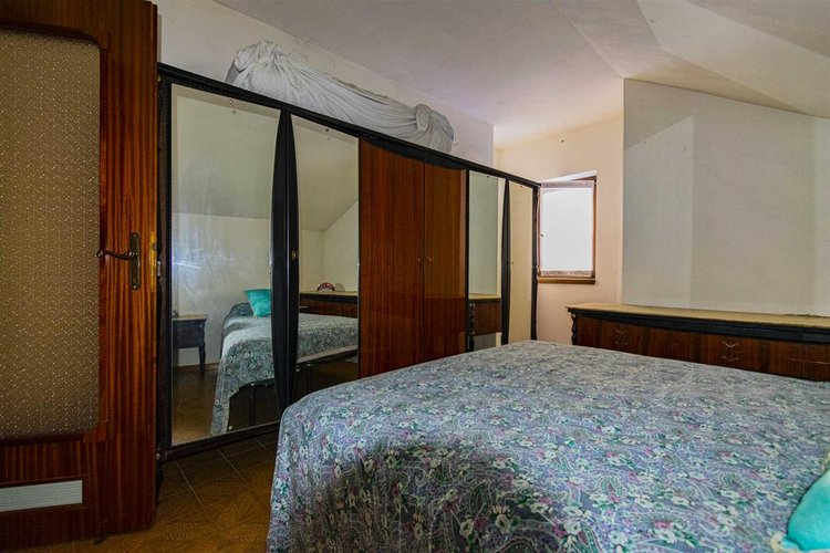 Algua Sambusita, grazioso trilocale arredato con terrazzo e box Algua