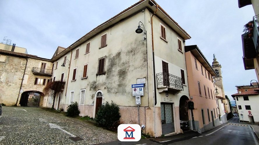 Stabile - Palazzo Almenno San Salvatore