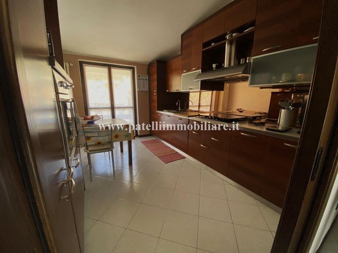 ALBINO ALTA - VENDESI AMPIO TRILOCALE Albino