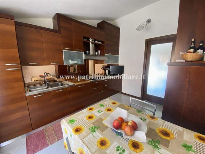 ALBINO ALTA - VENDESI AMPIO TRILOCALE Albino