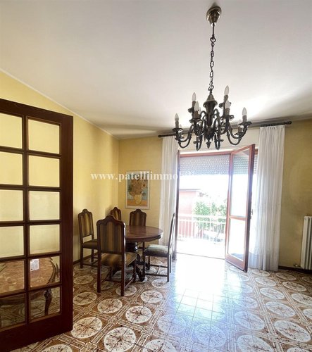 Ampio trilocale con box e cantina in zona residenziale a Ponte San Pietro Ponte San Pietro